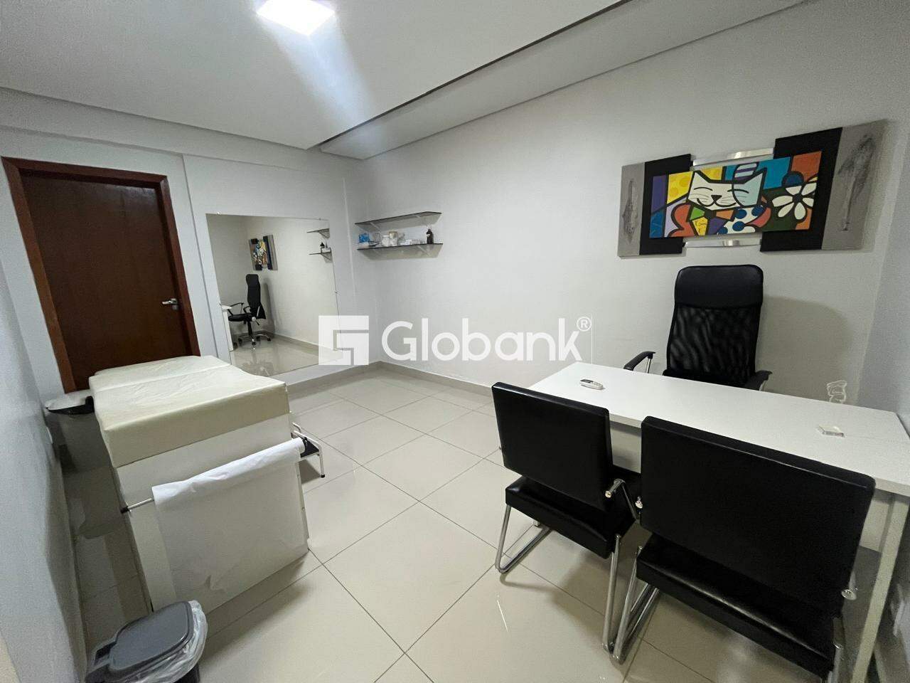 Ponto comercial para aluguel Melo 60m² Montes Claros MG: 