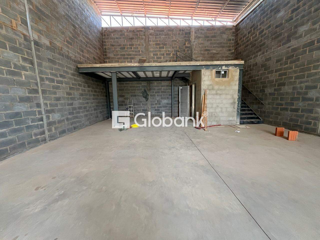 Galpão para aluguel Jardim Primavera 153m² Montes Claros MG: 