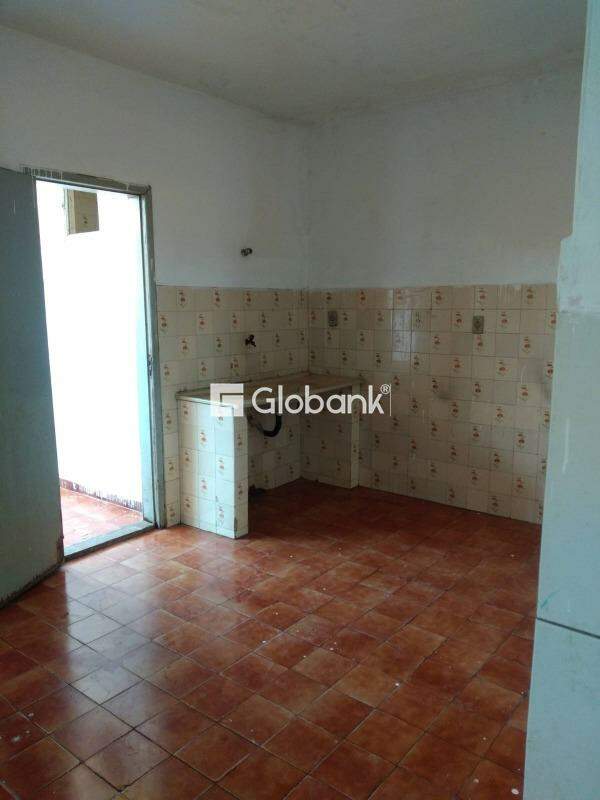 Apartamento 3 quartos à venda Alto São João 150m² Montes Claros MG: 