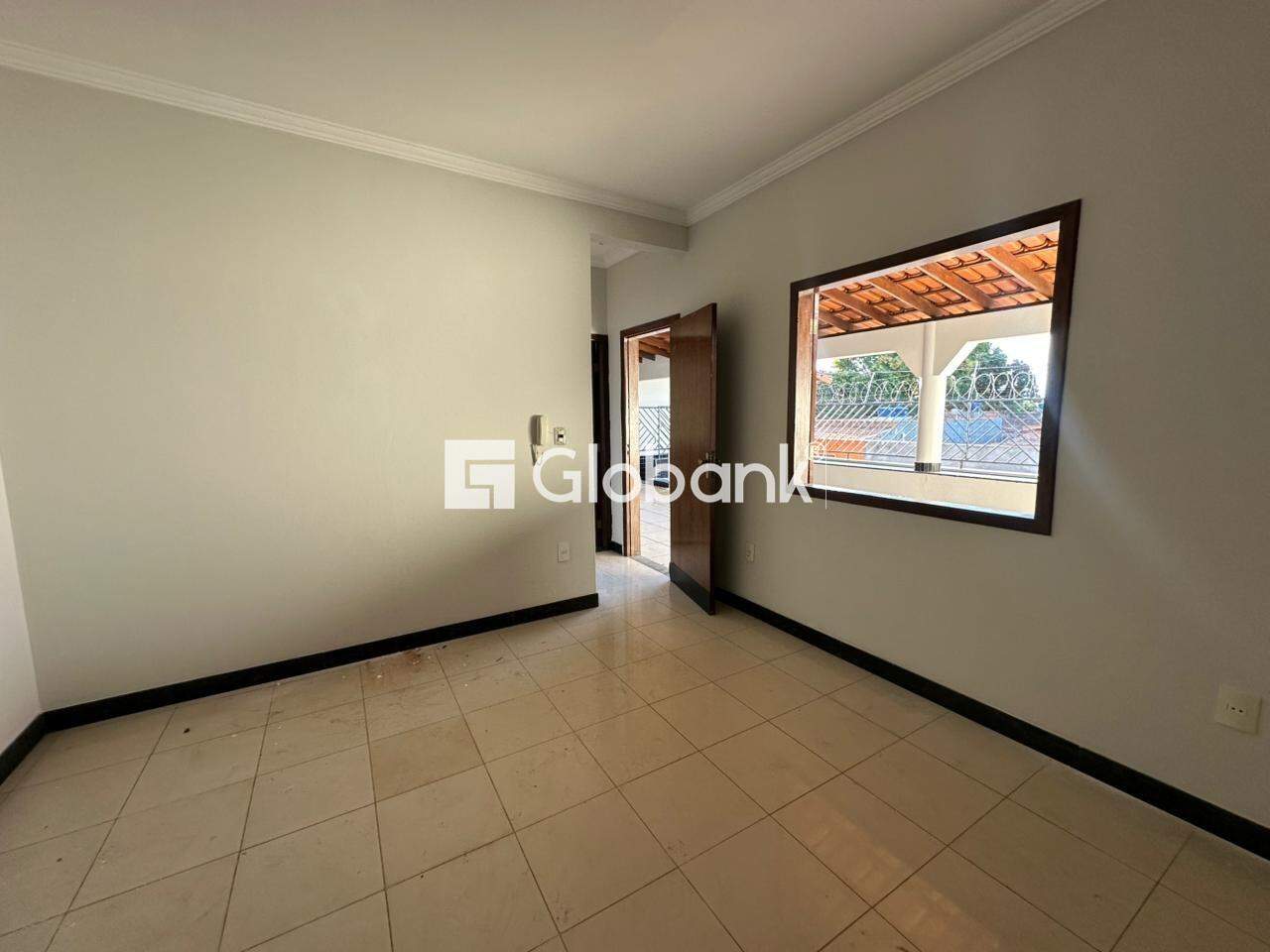 Casa 3 quartos para aluguel Maracanã 98m² Montes Claros MG: 