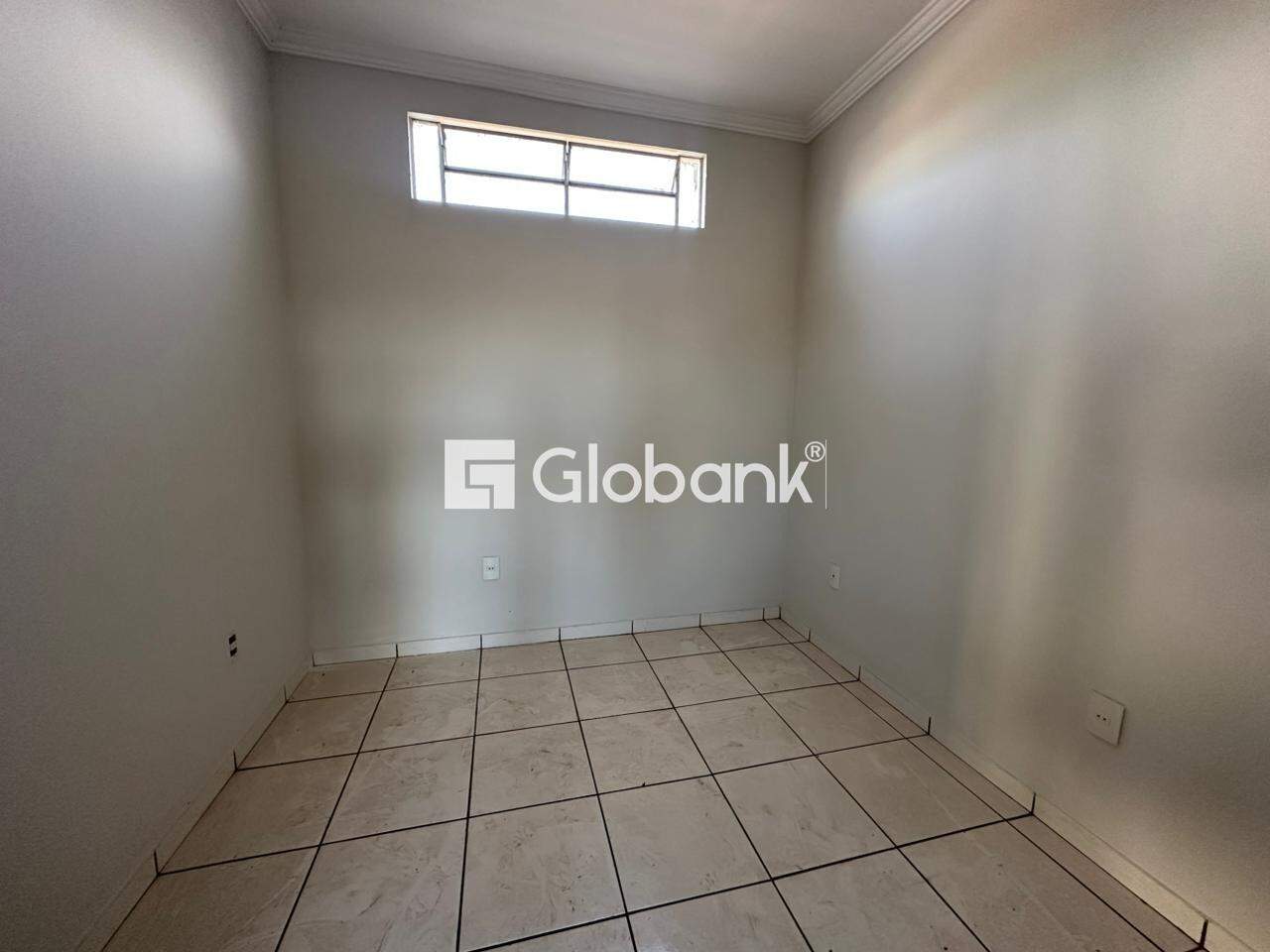 Casa 3 quartos para aluguel Maracanã 98m² Montes Claros MG: 