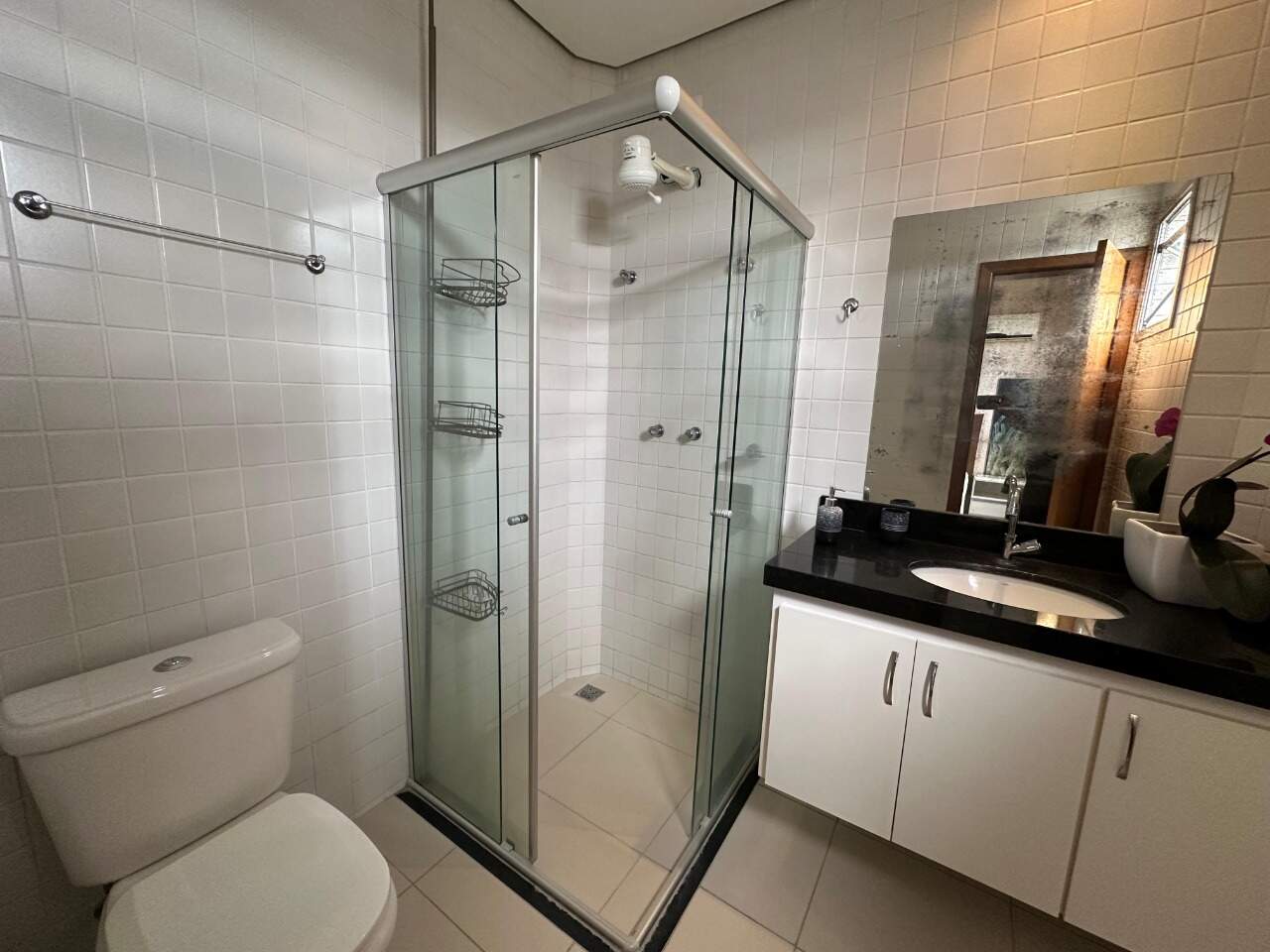 Apartamento 2 quartos à venda Centro 105m² Montes Claros MG: Suite