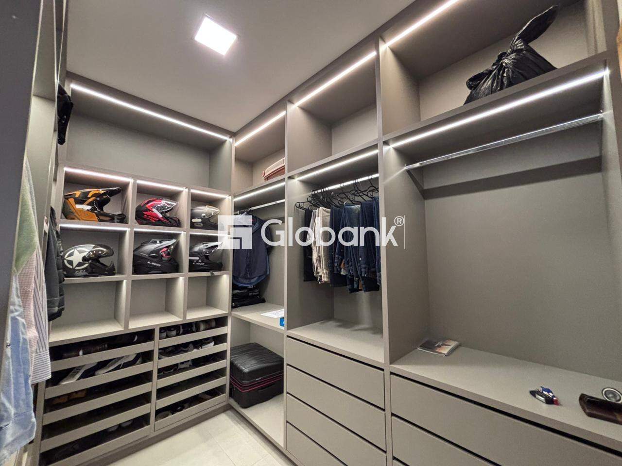 Casa à venda Ibituruna 200m² Montes Claros MG: 