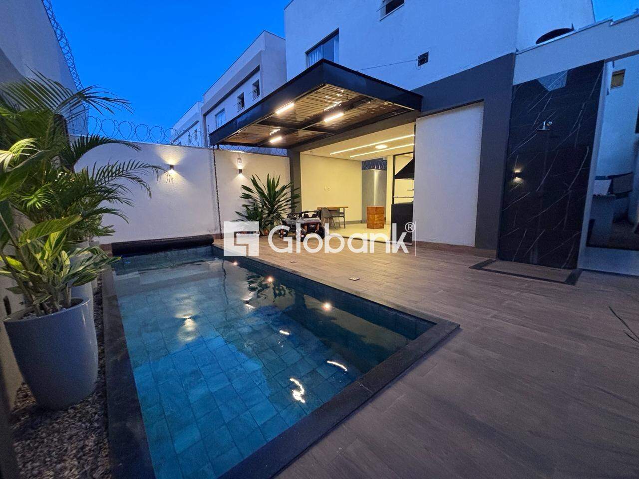 Casa à venda Ibituruna 200m² Montes Claros MG: 