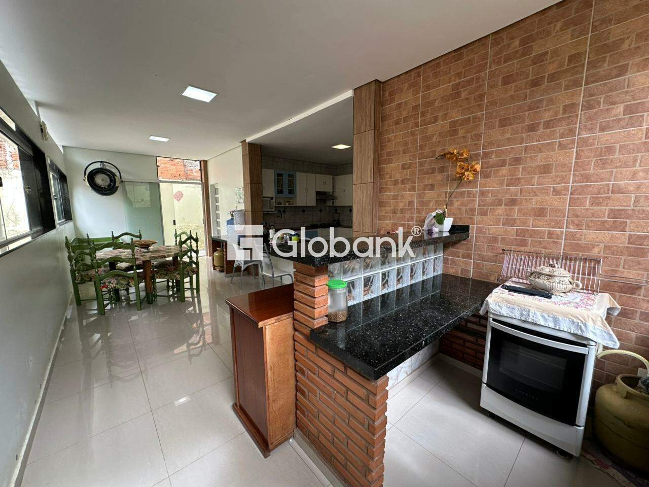 Casa 3 quartos à venda Major Prates 213m² Montes Claros MG: