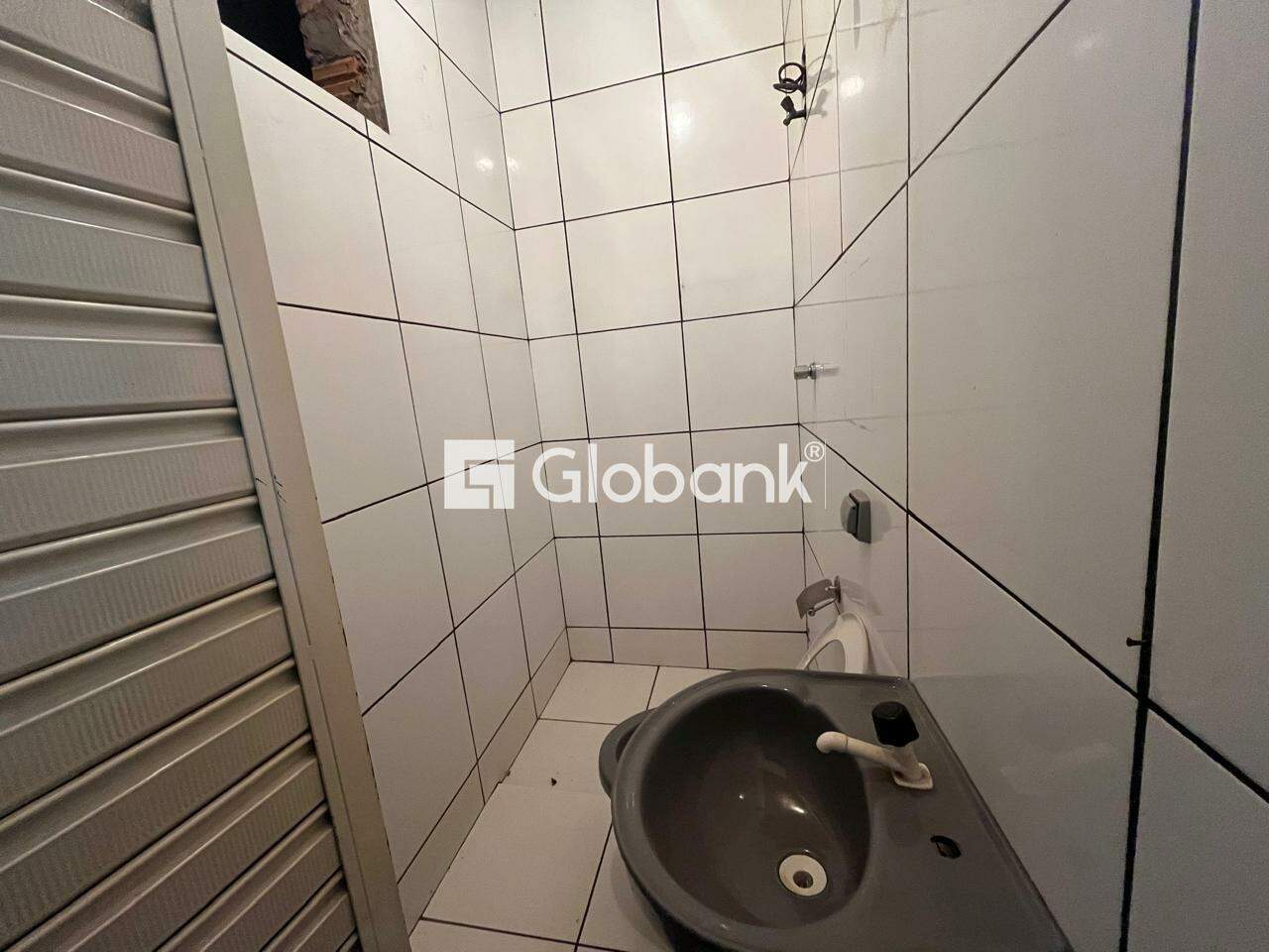 Ponto comercial para aluguel Vila Anália 150m² Montes Claros MG: 