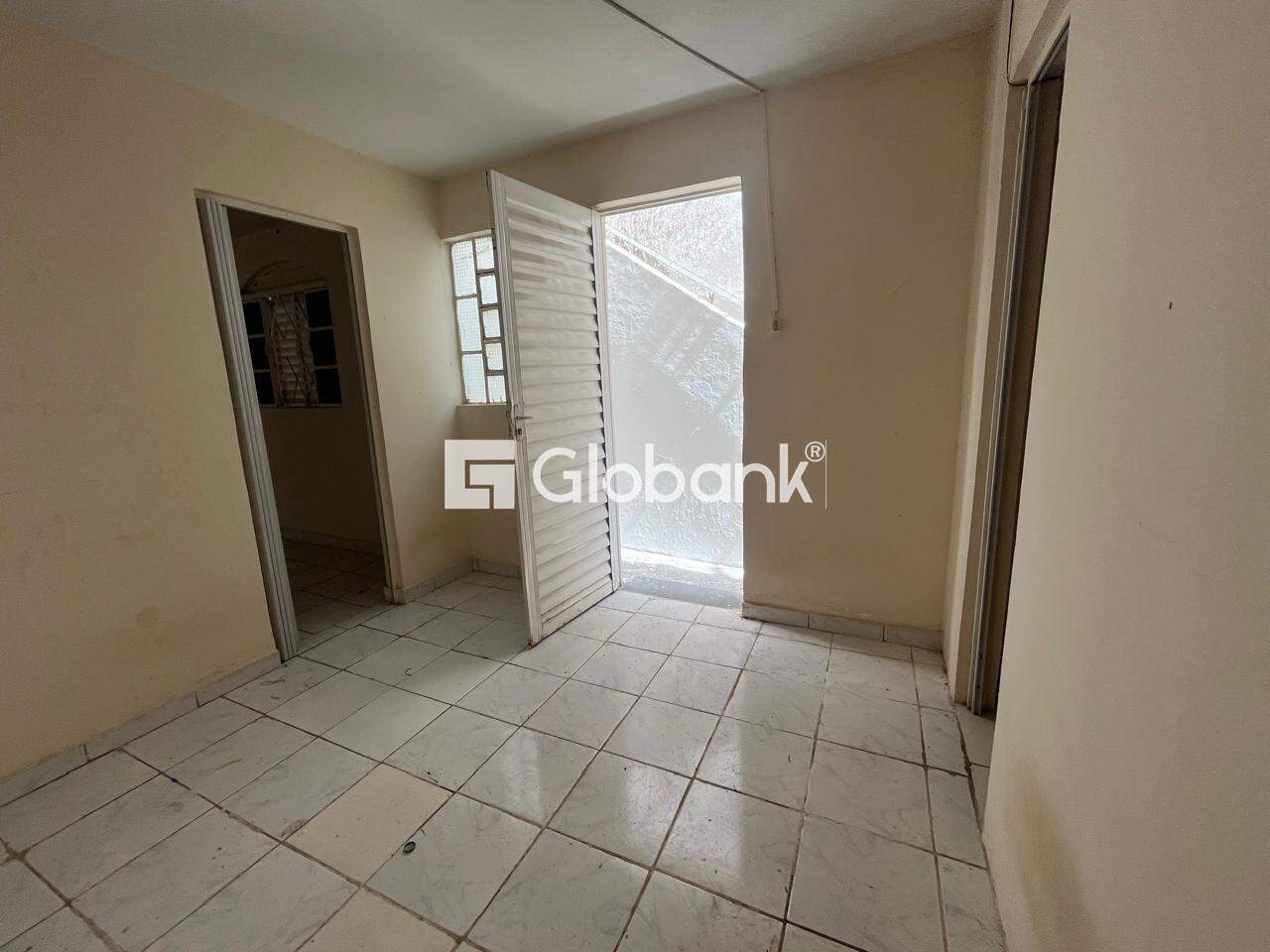 Kitnet 1 quarto para aluguel Centro 35m² Montes Claros MG: 
