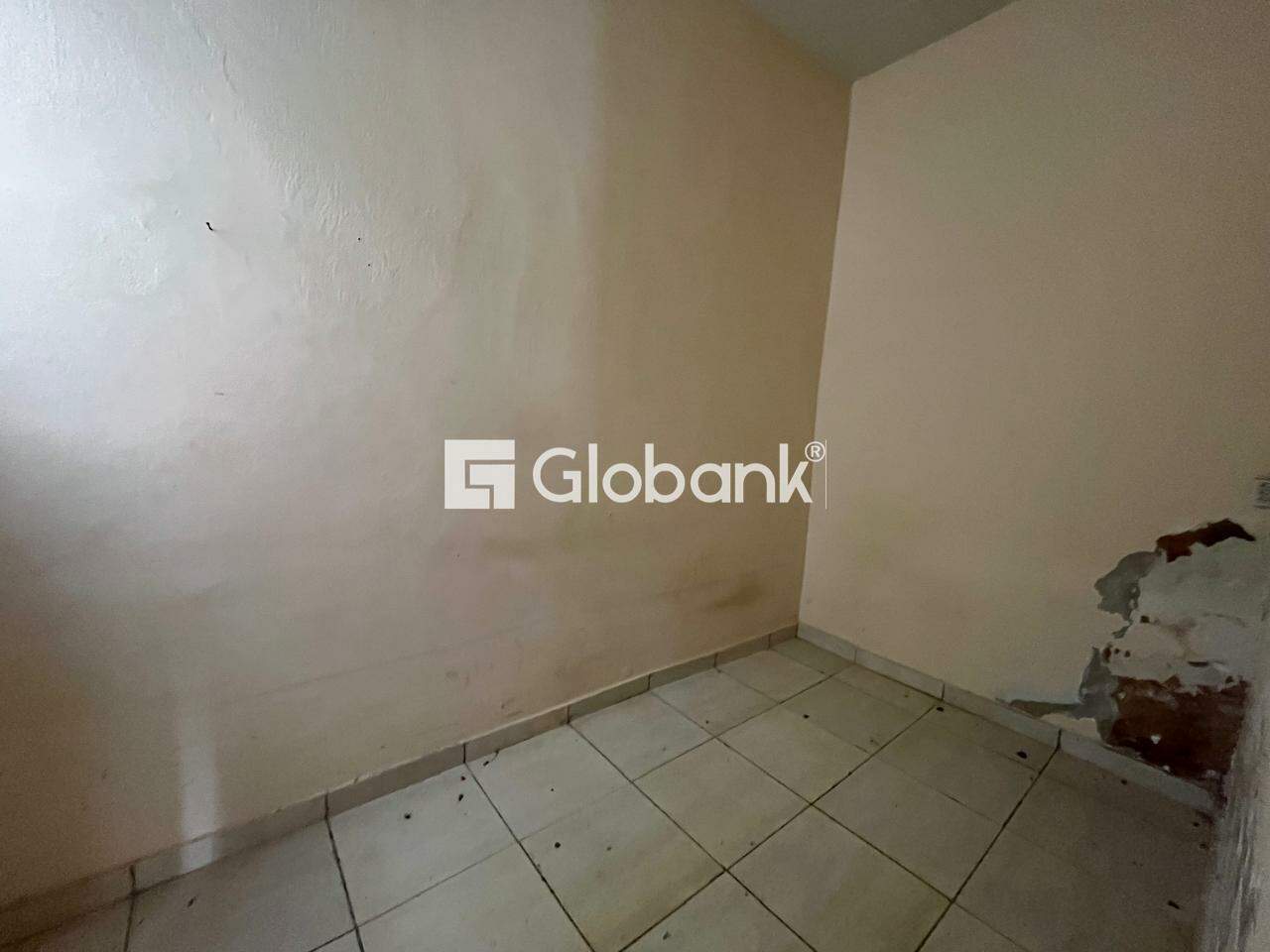 Kitnet 1 quarto para aluguel Centro 35m² Montes Claros MG: