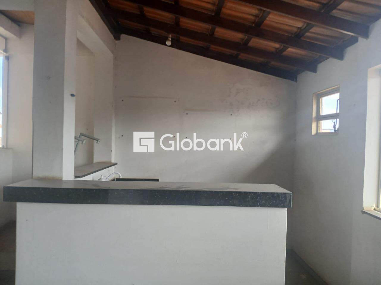 Casa 5 quartos à venda Alto São João 373,13m² Montes Claros MG: