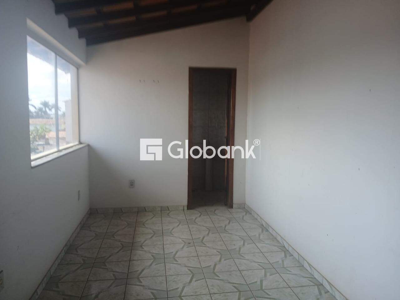 Casa 5 quartos à venda Alto São João 373,13m² Montes Claros MG: