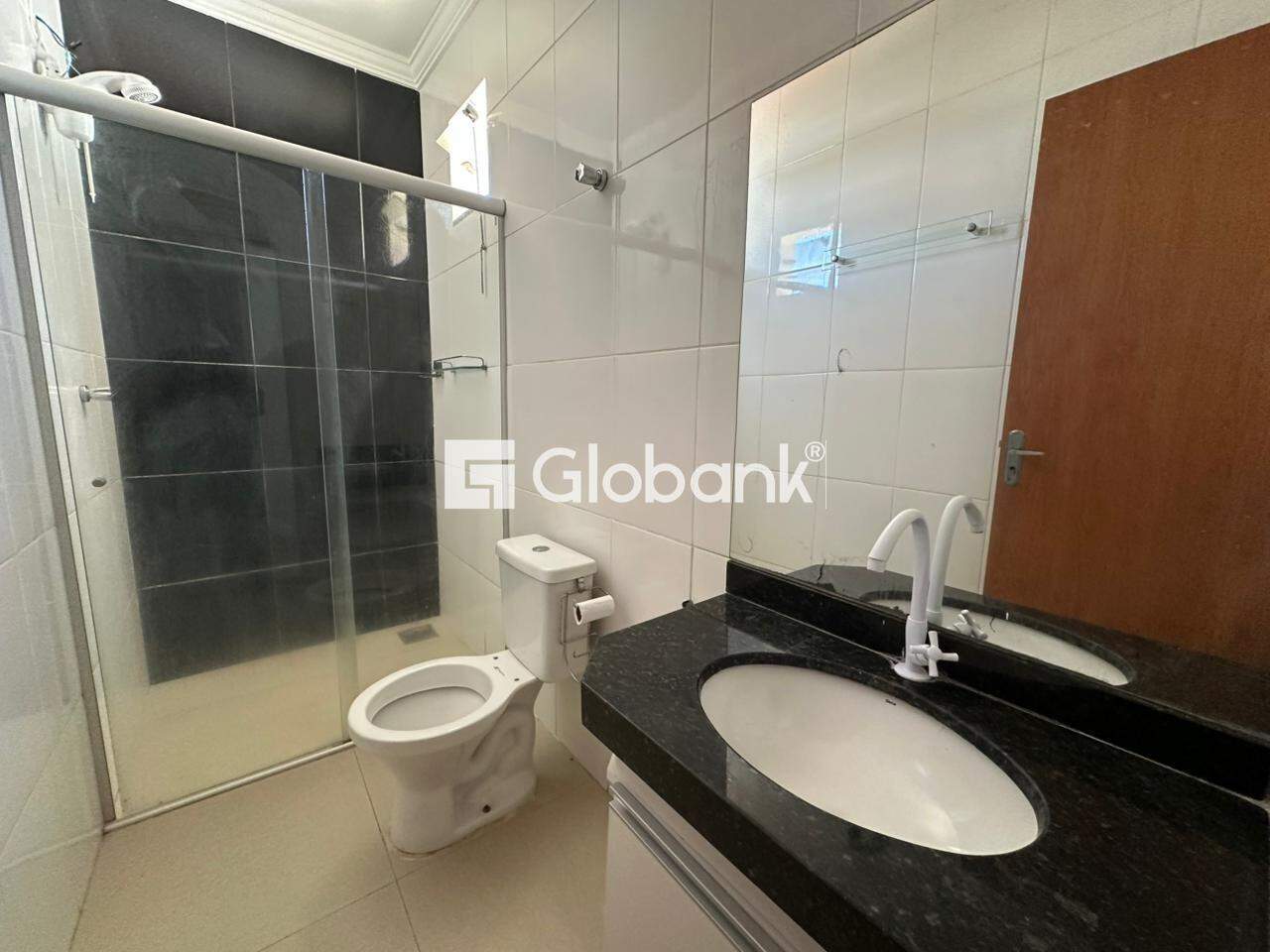 Casa 3 quartos para aluguel Alto Floresta 110m² Montes Claros MG: