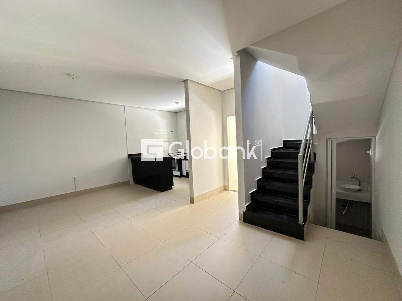 Casa 3 quartos para aluguel Alto Floresta 110m² Montes Claros MG: 