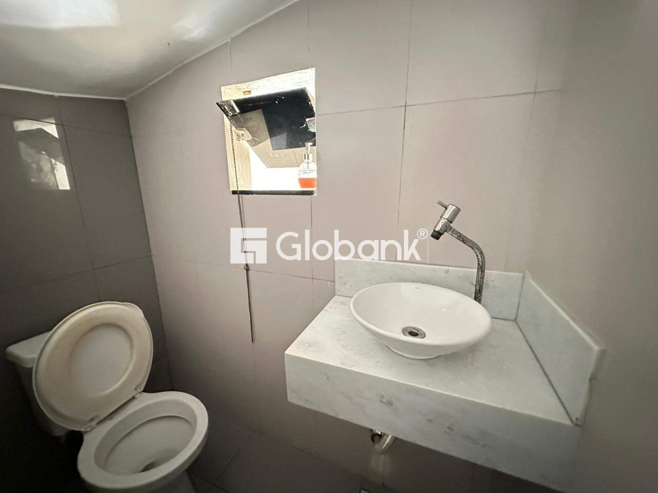Casa 3 quartos para aluguel Alto Floresta 110m² Montes Claros MG: