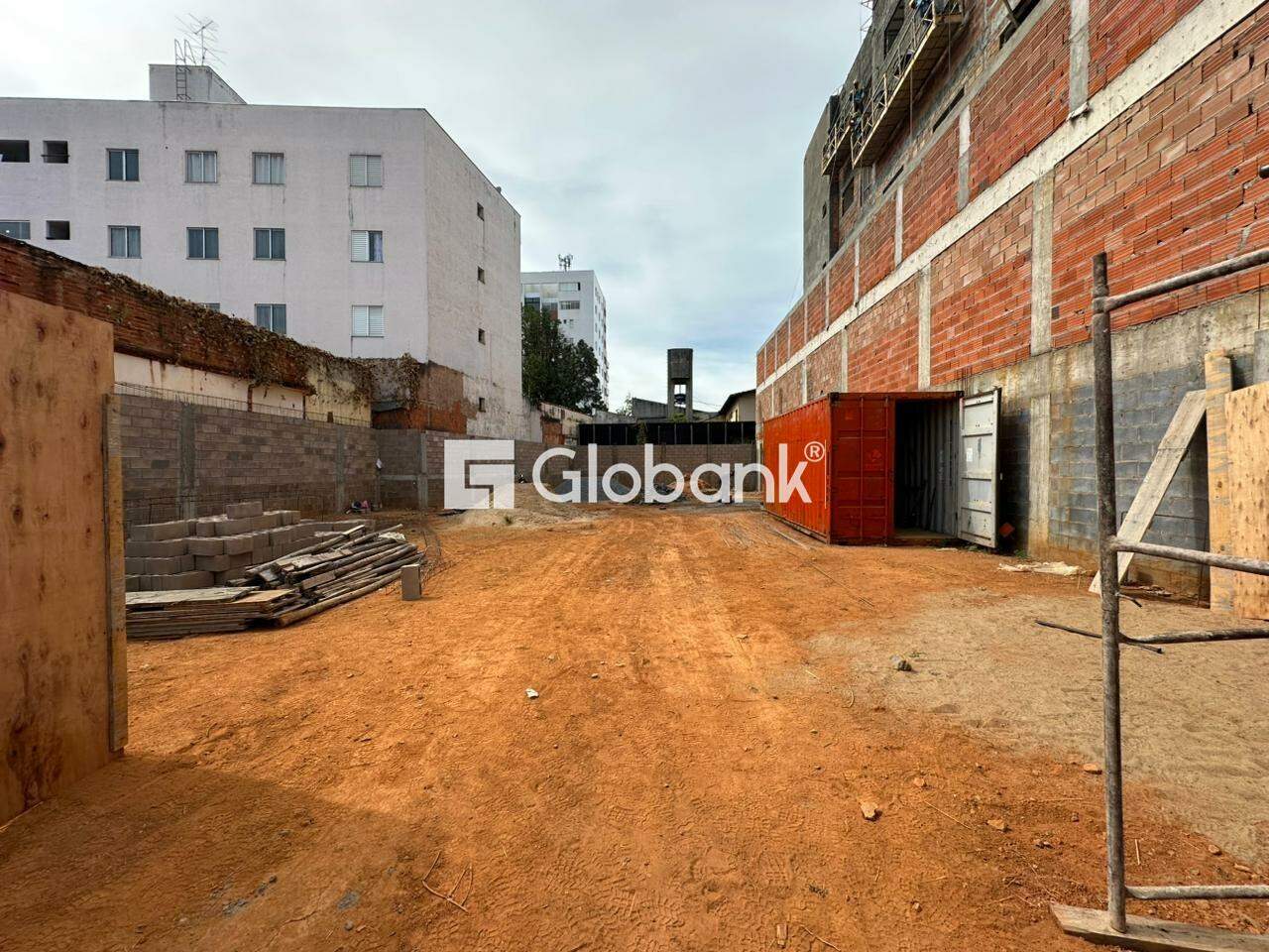 Galpão para aluguel Centro 495m² Montes Claros MG: 