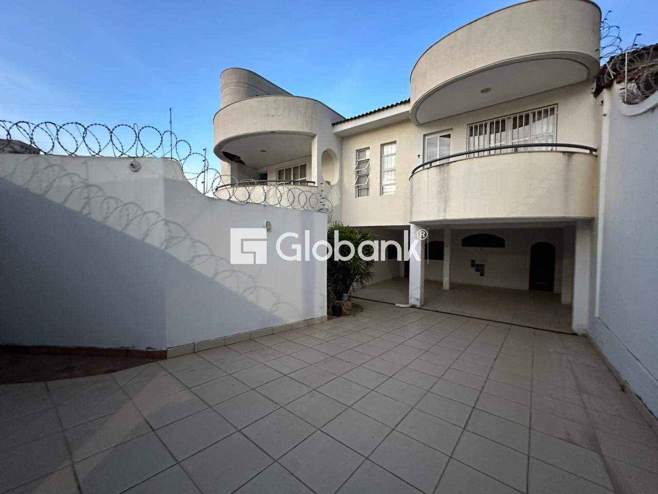 Casa 3 quartos para aluguel Cidade Santa Maria 90m² Montes Claros MG: 