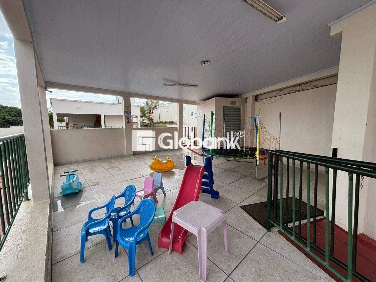 Apartamento 2 quartos para aluguel Vila Atlântida 48m² Montes Claros MG: 