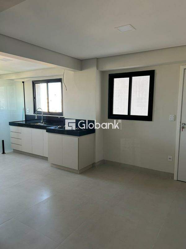 Apartamento 3 quartos à venda Centro 90m² Montes Claros MG: