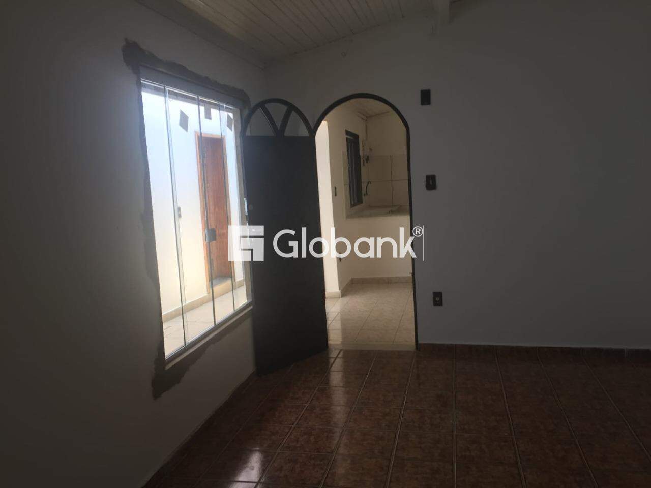 Casa 3 quartos à venda Sapucaia 230m² Montes Claros MG: