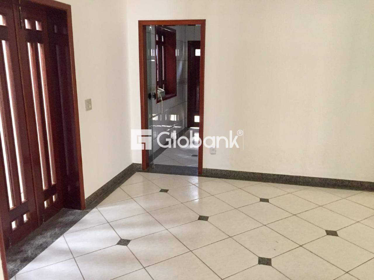Casa 3 quartos à venda Sapucaia 230m² Montes Claros MG: