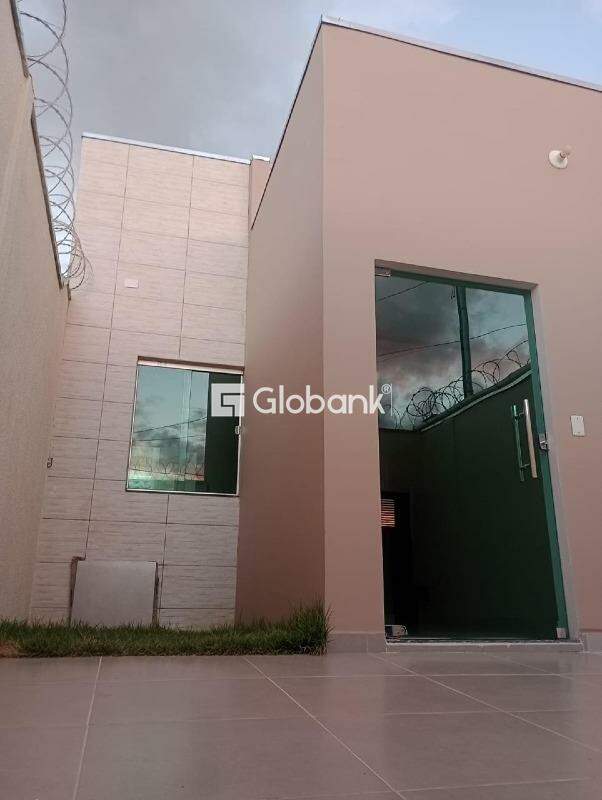 Casa 2 quartos à venda Jardim Olímpico 45m² Montes Claros MG: 