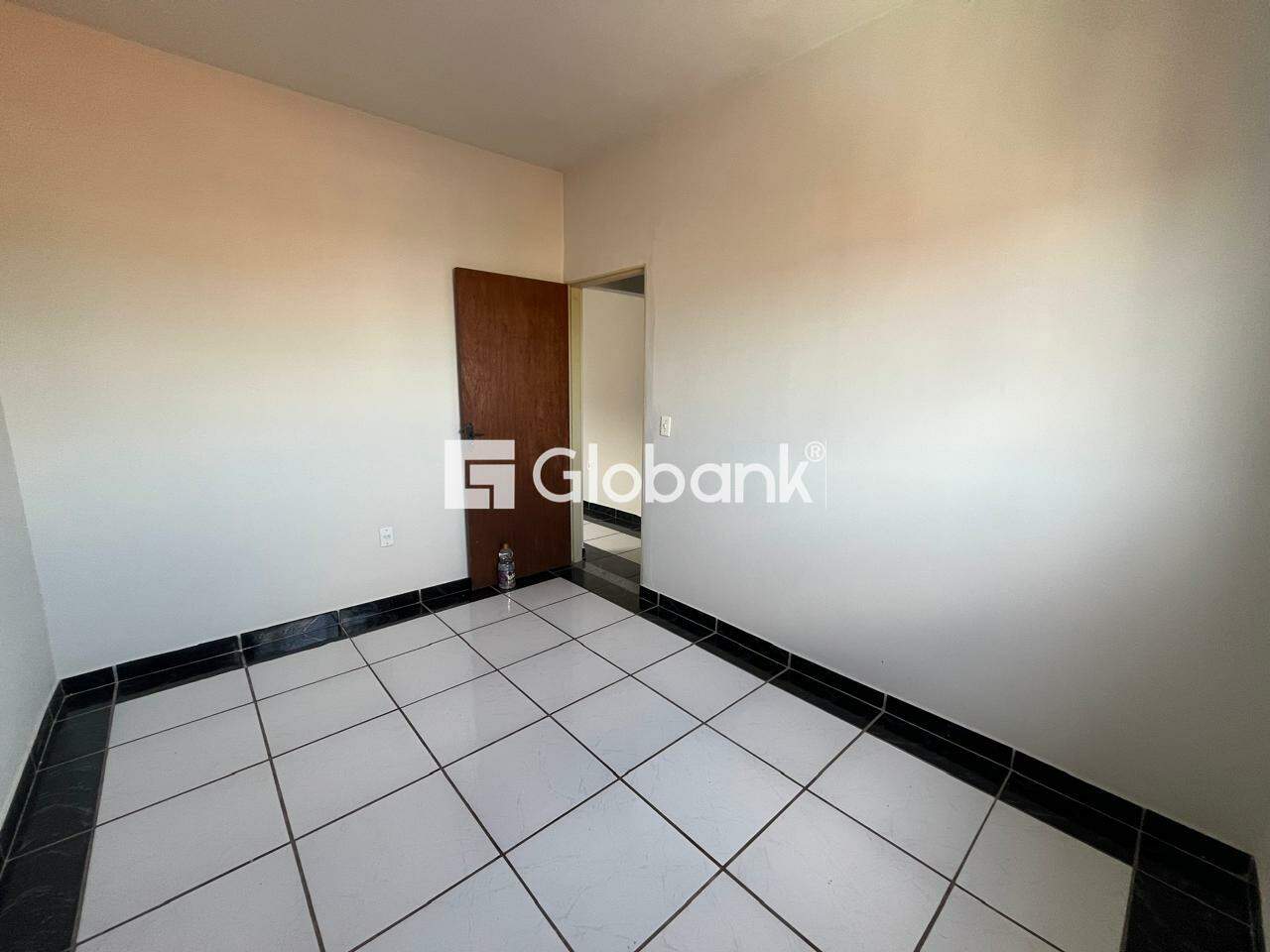 Apartamento 2 quartos para aluguel Vila Regina 60m² Montes Claros MG: 