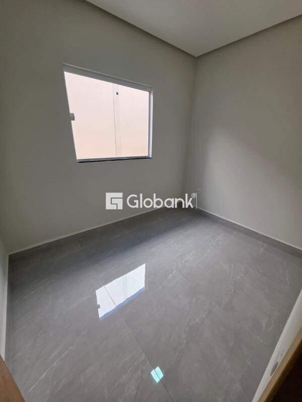 Casa 3 quartos à venda Independência 54m² Montes Claros MG:
