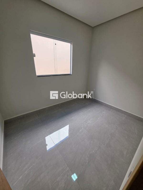 Casa 3 quartos à venda Independência 54m² Montes Claros MG: