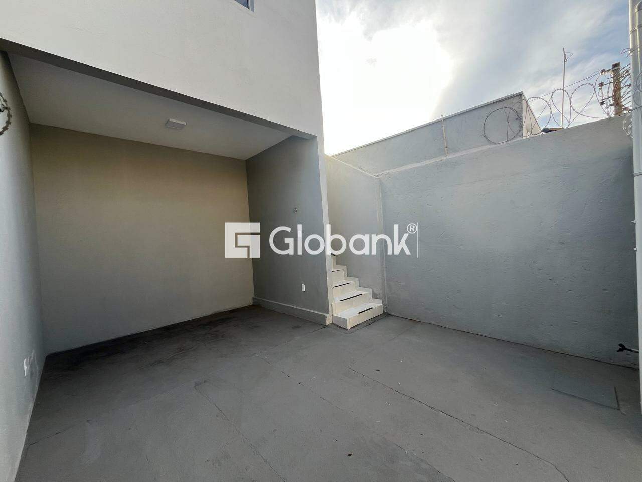 Casa 3 quartos à venda Acácias 70m² Montes Claros MG: 