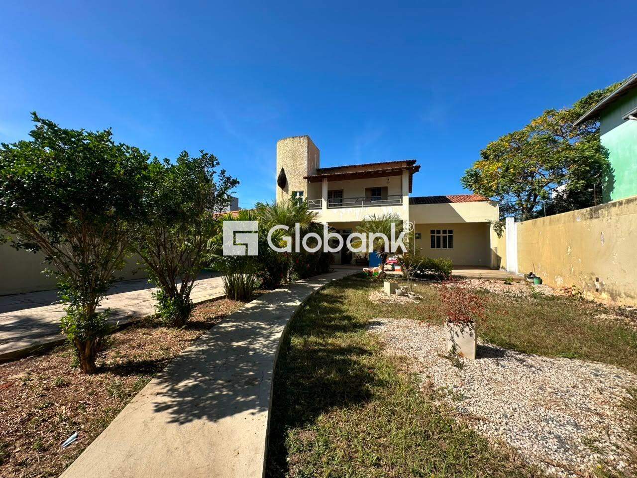 Casa 3 quartos para aluguel Planalto 110m² Montes Claros MG: 