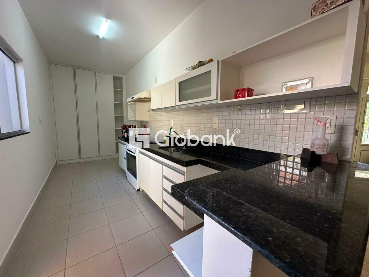 Casa 3 quartos para aluguel Planalto 110m² Montes Claros MG: 