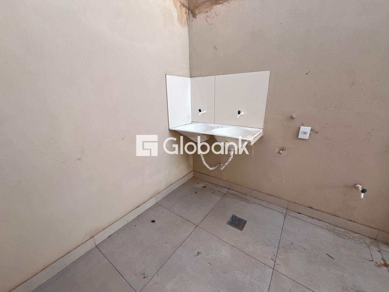 Casa 2 quartos à venda Acácias 100m² Montes Claros MG: