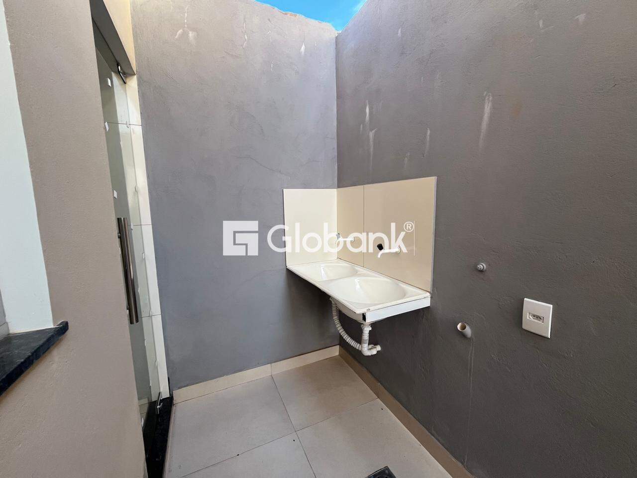 Casa 2 quartos à venda Acácias 100m² Montes Claros MG: