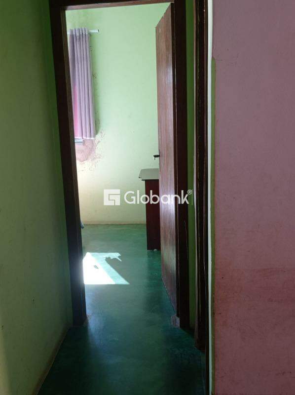 Casa 4 quartos à venda Lourdes 410m² Montes Claros MG: