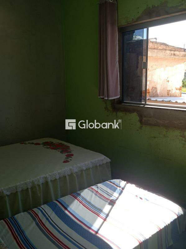 Casa 4 quartos à venda Lourdes 410m² Montes Claros MG: