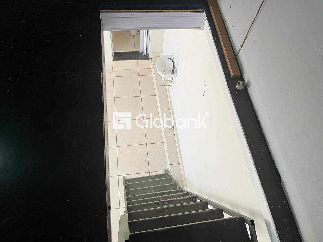 Ponto comercial para aluguel Centro 30m² Montes Claros MG: