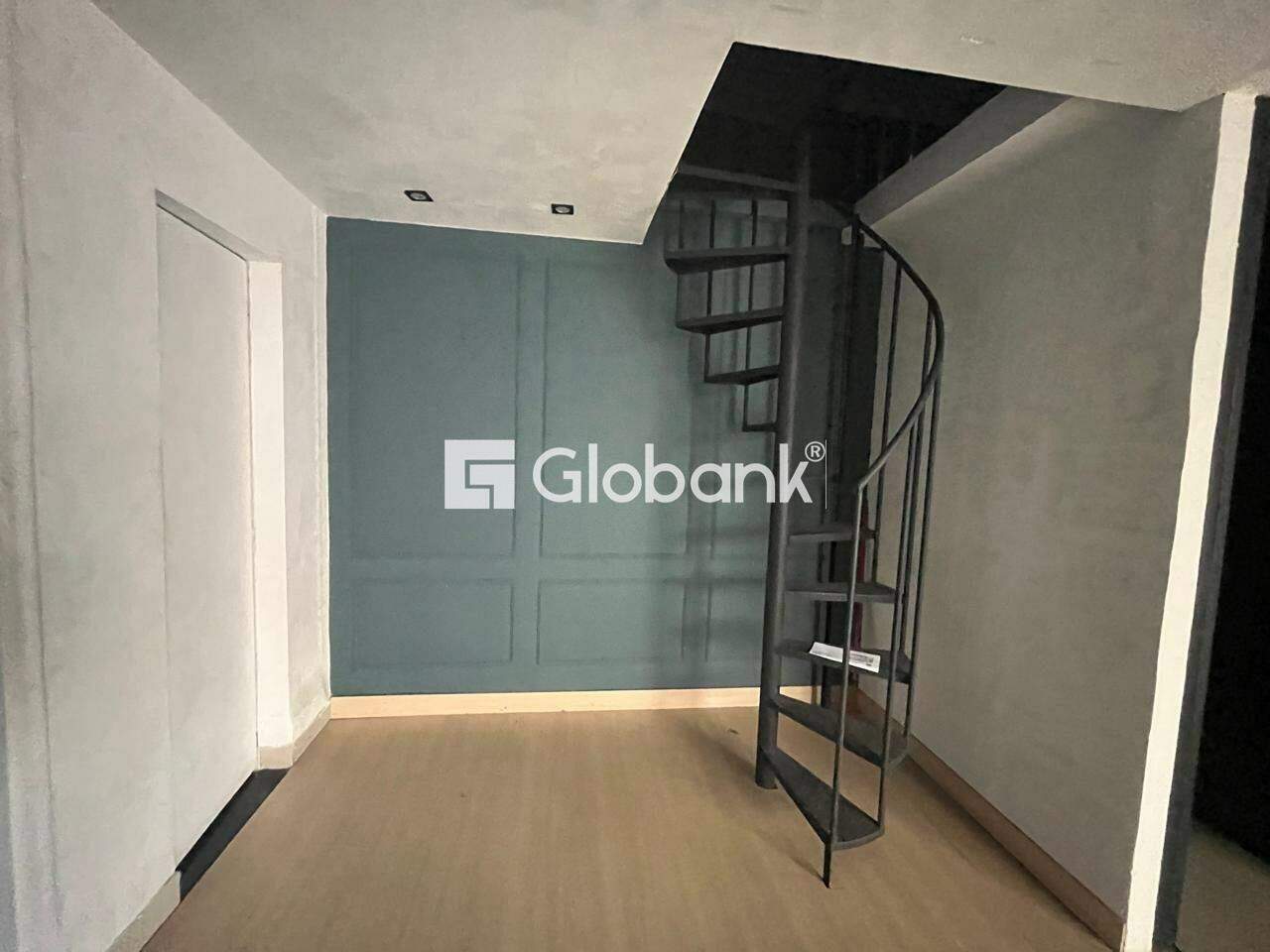 Ponto comercial para aluguel Centro 0,63m² Montes Claros MG: