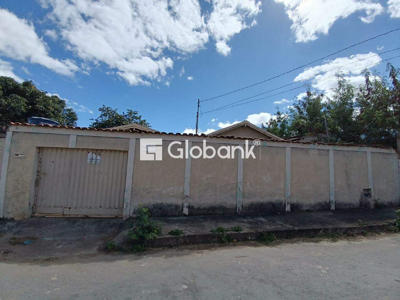 Terreno à venda Conjunto Residencial JK 275m² Montes Claros MG: 