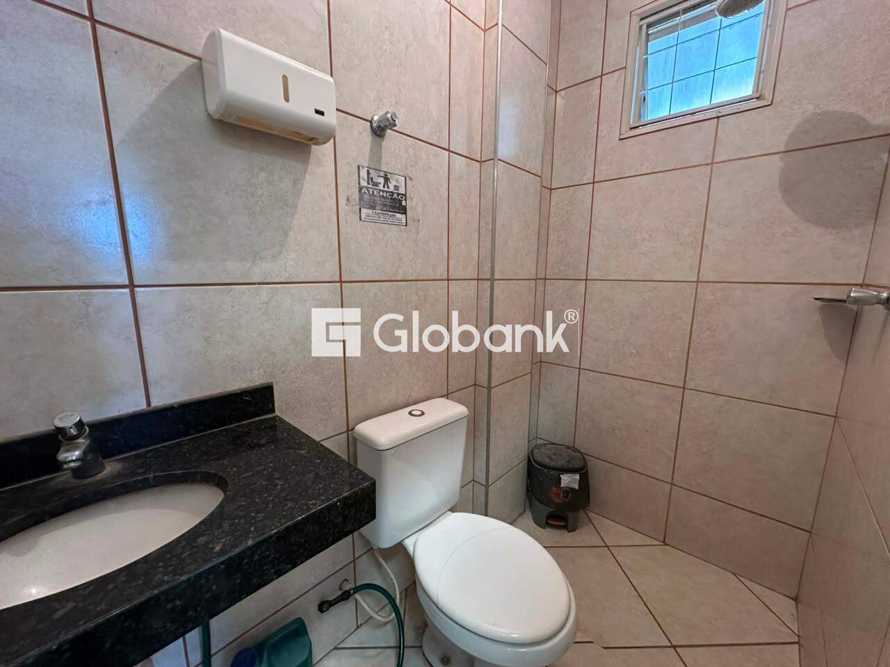 Galpão para aluguel Jaraguá 570m² Montes Claros MG: