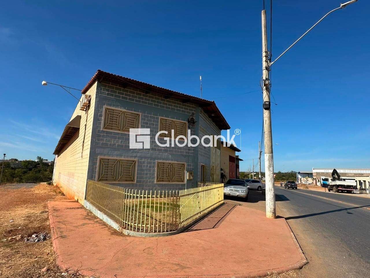 Galpão para aluguel Jaraguá 570m² Montes Claros MG: