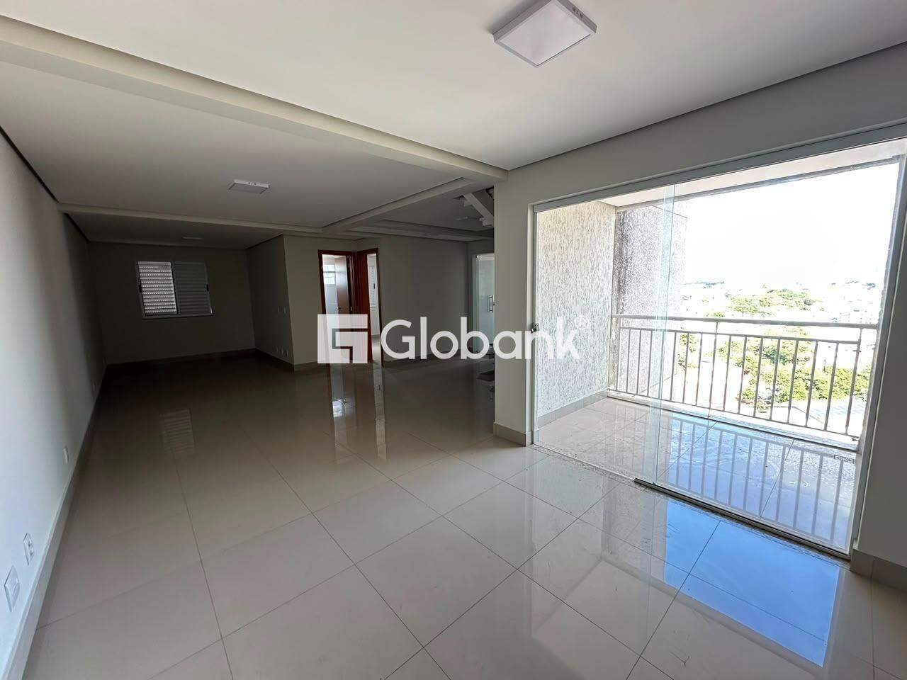 Cobertura 4 quartos à venda São José 180m² Montes Claros MG: 