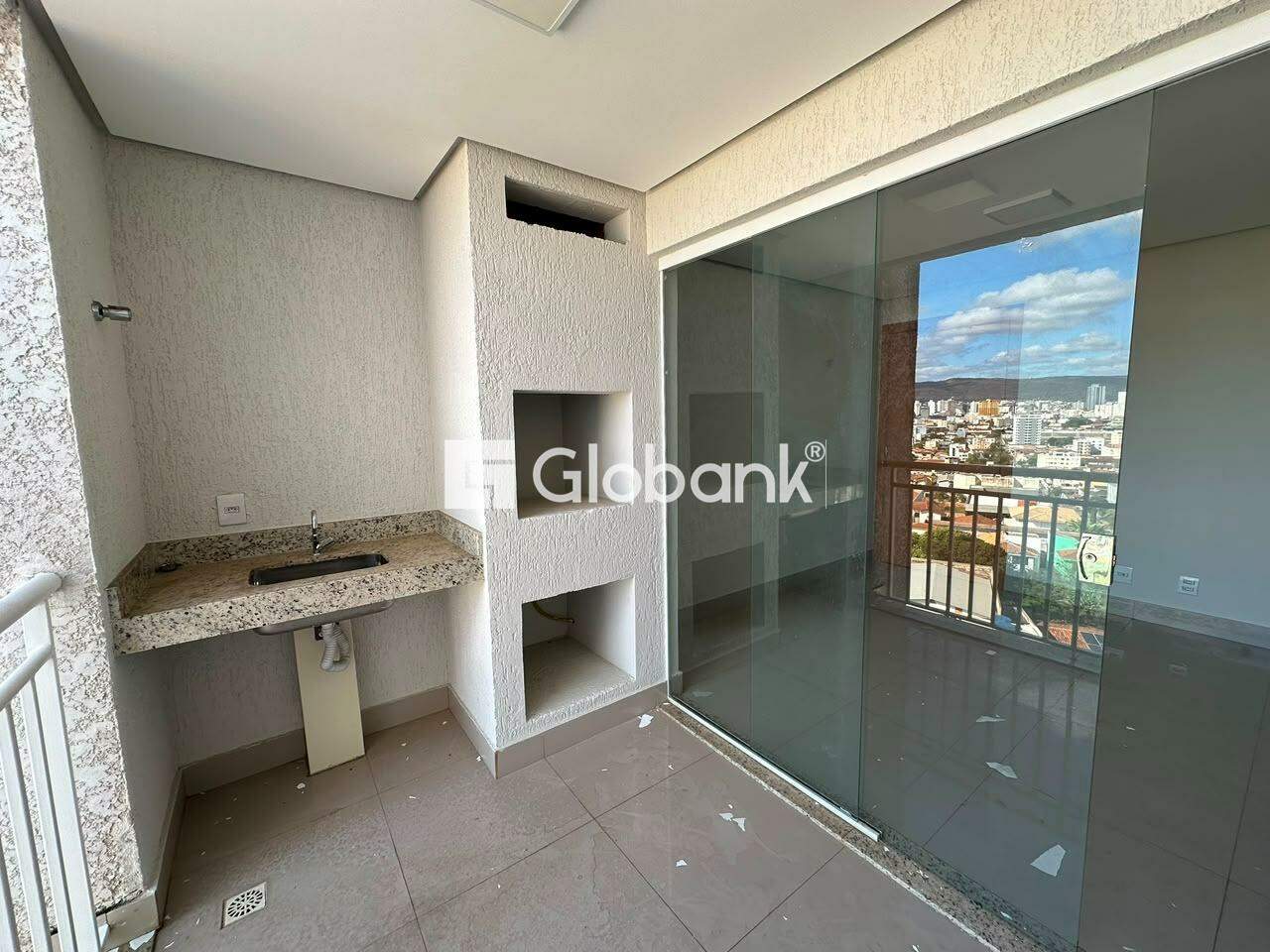 Cobertura 4 quartos à venda São José 180m² Montes Claros MG: 