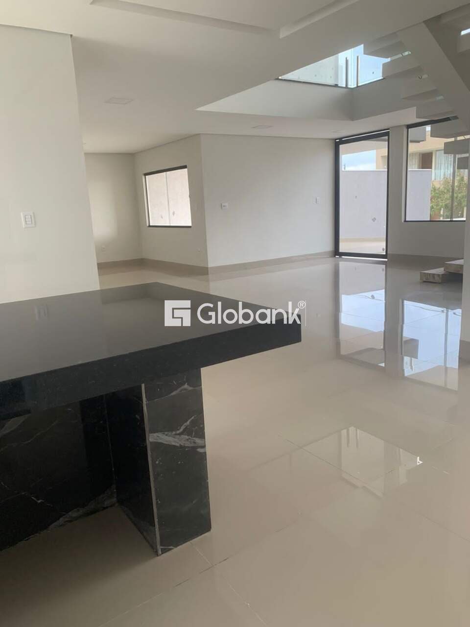 Casa em condomínio 4 quartos para aluguel Jaraguá 332,07m² Montes Claros MG: sala