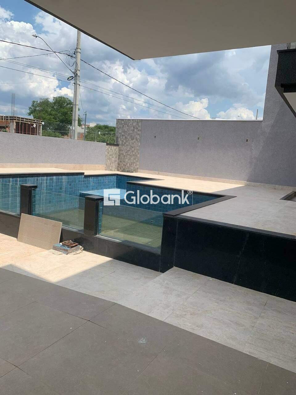 Casa em condomínio 4 quartos para aluguel Jaraguá 332,07m² Montes Claros MG: piscina