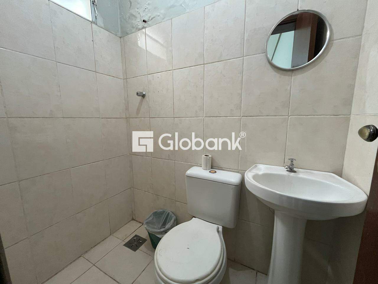 Ponto comercial para aluguel Cândida Câmara 45m² Montes Claros MG: 