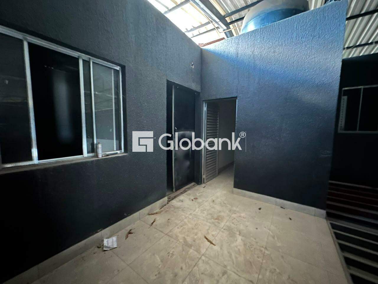 Galpão para aluguel Vila Ipiranga 300m² Montes Claros MG: