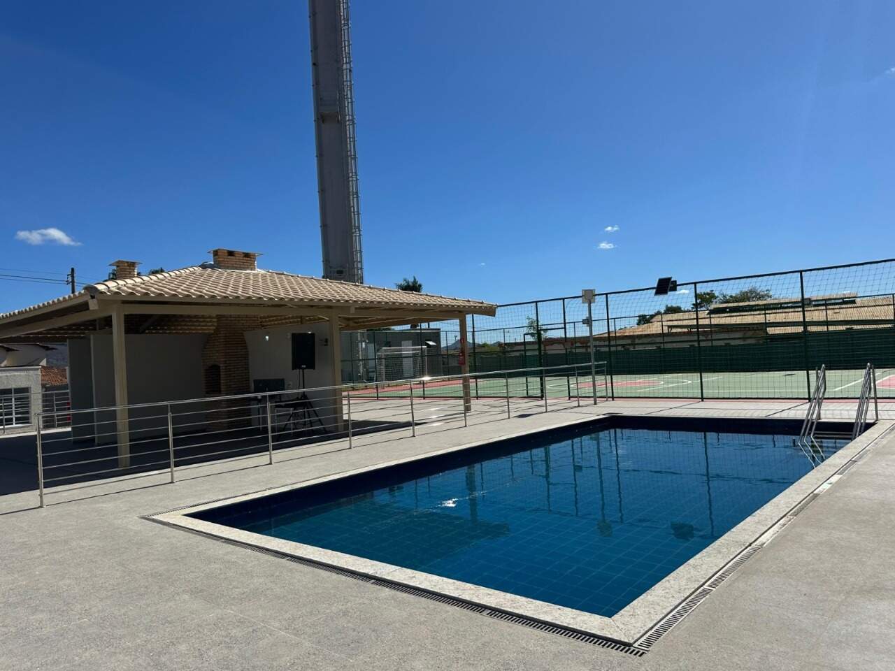 Apartamento 2 quartos para aluguel Dos Mangues 45m² Montes Claros MG: Piscina