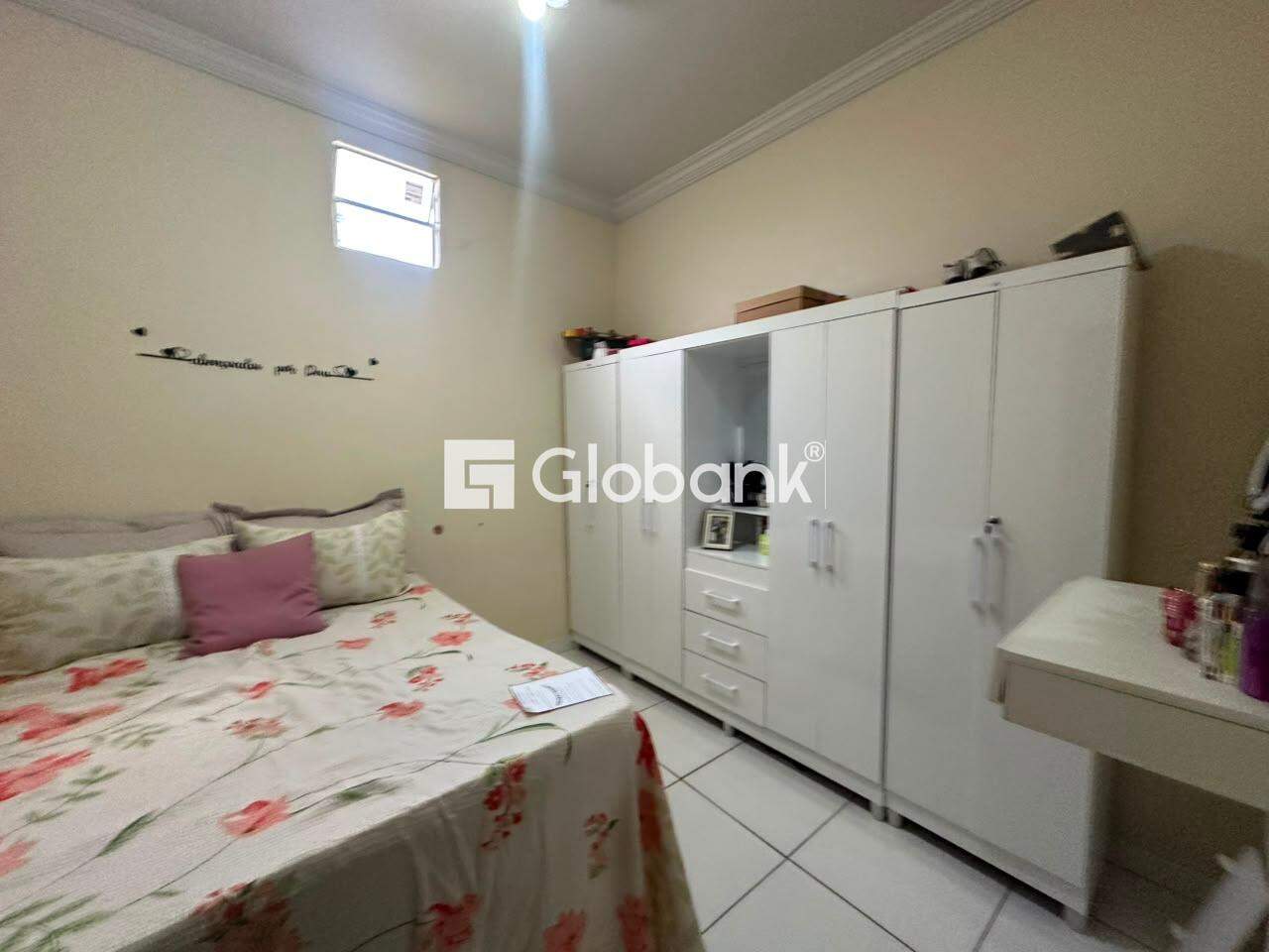 Casa 3 quartos para aluguel Village do Lago I 110m² Montes Claros MG: 