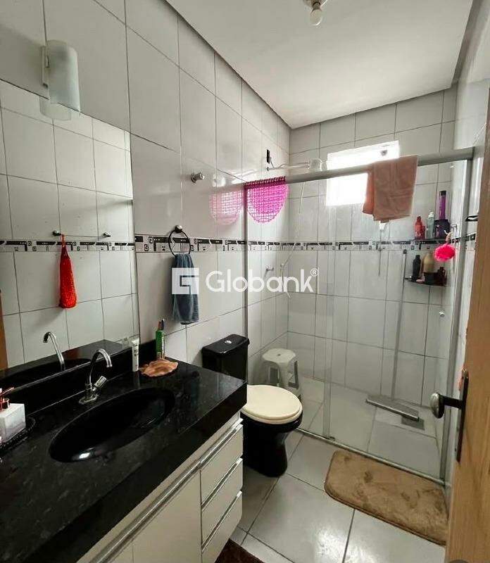 Casa 3 quartos à venda Raul Lourenço 69,07m² Montes Claros MG: