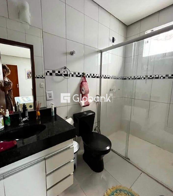 Casa 3 quartos à venda Raul Lourenço 69,07m² Montes Claros MG: