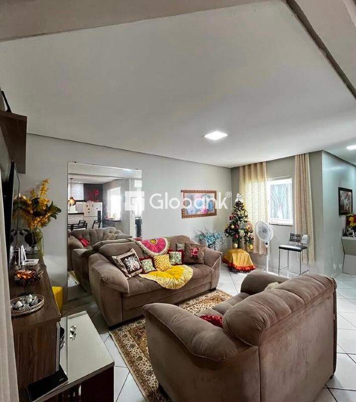 Casa 3 quartos à venda Raul Lourenço 69,07m² Montes Claros MG: